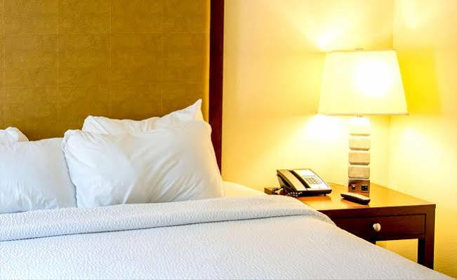 Hotel Krishna Катра Екстер'єр фото